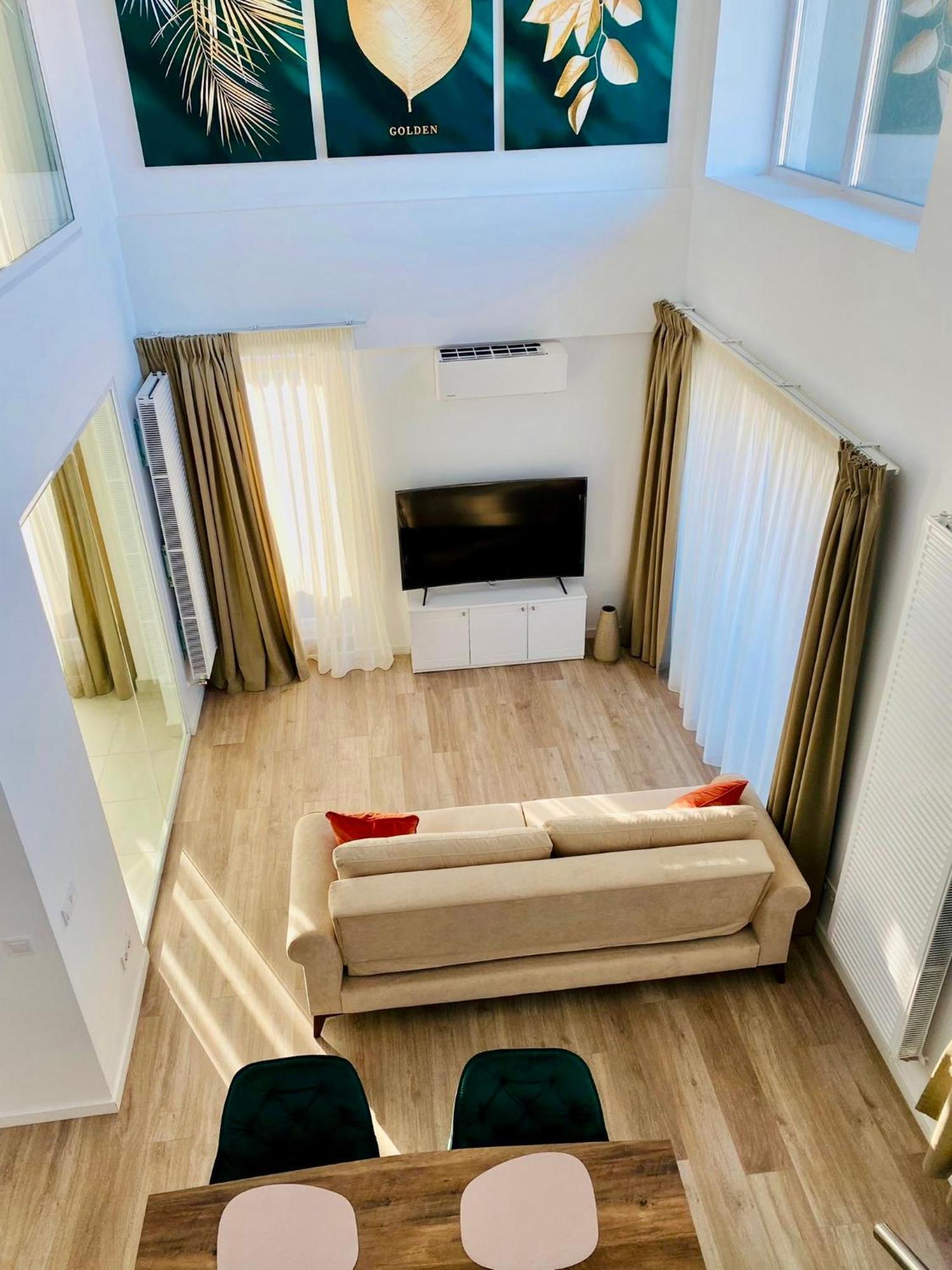 Penthouse View - Granvia Park Apartment